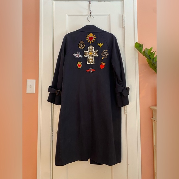 Embroidered black trench coat - one of a kind statement piece lovingly upcycled - Picture 6 of 8